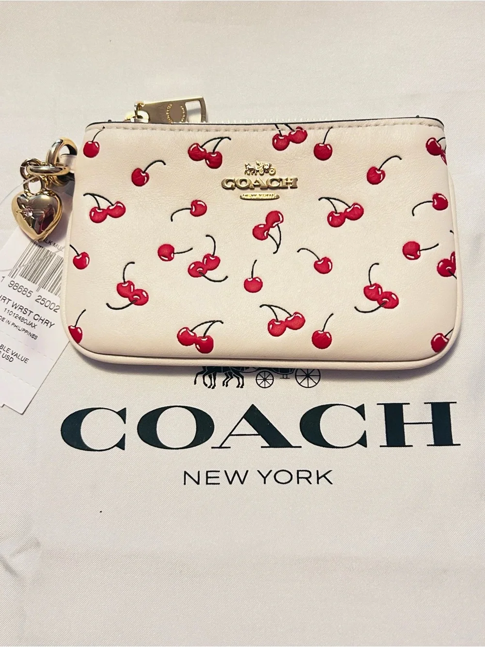 COACH Cherry Print/ W Heart Charm Wristlet Pouch